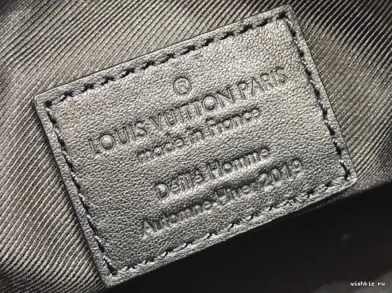 WIS VUITTON LOUIS BOX 1225